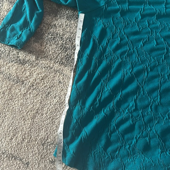 Simply Vera Vera Wang Relaxed Green and Blue Blouse - Picture 9 of 11